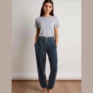 Ambience women’s sweat pants size medium